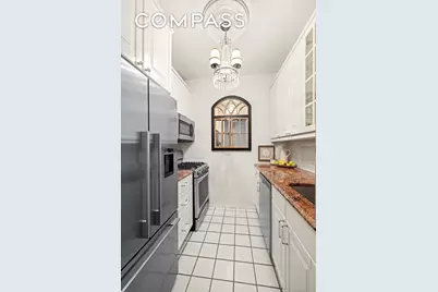 200 E 69th Street #2R, New York City, NY 10021 - Photo 6