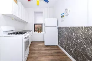 3096 Brighton 6th St, New York City, NY 11235 - Photo 4