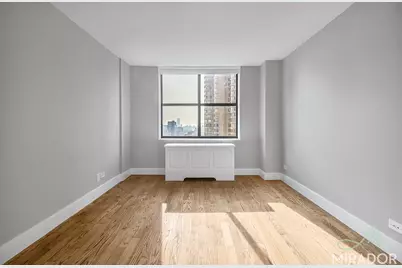 330 E 39th Street #35M, New York City, NY 10016 - Photo 2