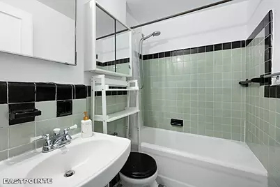 200 W 20th Street #816, New York City, NY 10011 - Photo 4