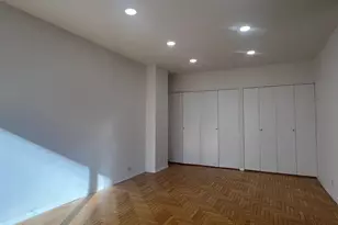 106 Central Park S, New York City, NY 10019 - Photo 4