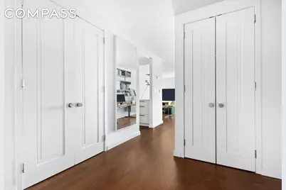 200 E 94th Street #2911, New York City, NY 10128 - Photo 8