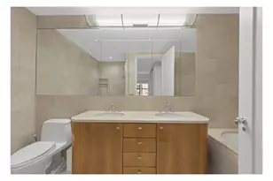 110 Central Park S, New York City, NY 10019 - Photo 12