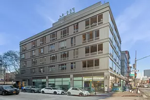 305 W 16th St, New York City, NY 10011 - Photo 14