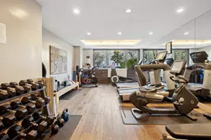 305 W 16th St, New York City, NY 10011 - Photo 12