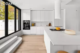 61 S 4th St, New York City, NY 11249 - Photo 4