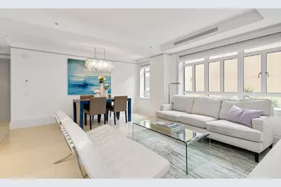 21 E 61st Street #4F, New York, NY 10065 - Photo 2