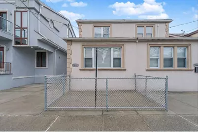 2644 E 27th Street, New York City, NY 11235 - Photo 2