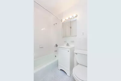 1560 York Avenue #2A, New York, NY 10028 - Photo 4