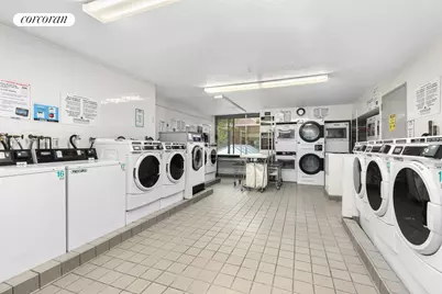 2 S End Avenue #3M, New York City, NY 10280 - Photo 18