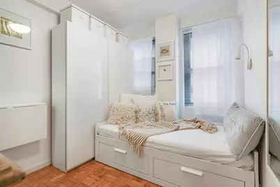 135 E 54th Street #MR3, New York, NY 10022 - Photo 1