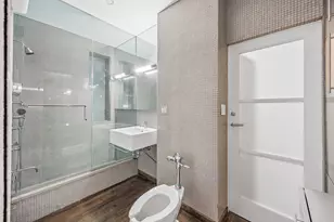 100 Central Park S, New York, NY 10019 - Photo 20