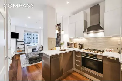 148 E 19th Street #2D, New York City, NY 10003 - Photo 1
