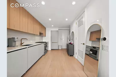 45-3 Court Square #4406, New York City, NY 11101 - Photo 6