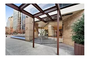 240 E 47th St, New York, NY 10017 - Photo 16