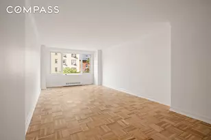 301 E 22nd St, New York City, NY 10010 - Photo 2