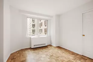 301 E 22nd St, New York City, NY 10010 - Photo 12