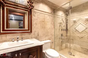20-44 26th St, New York City, NY 11105 - Photo 14