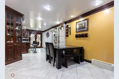 20-44 26th Street, New York City, NY 11105 - Photo 6