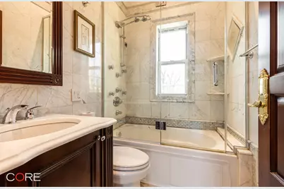 20-44 26th Street, New York City, NY 11105 - Photo 16