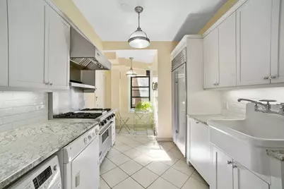 1435 Lexington Avenue #11E, New York City, NY 10128 - Photo 4