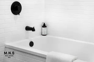 1-76 Woodward Ave, New York City, NY 11385 - Photo 26