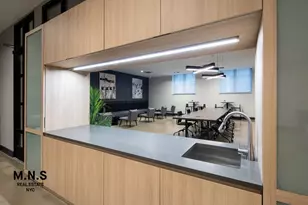 1-76 Woodward Ave, New York City, NY 11385 - Photo 28