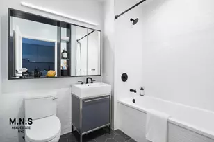 1-76 Woodward Ave, New York City, NY 11385 - Photo 22