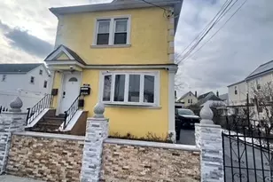 115-50 149th St, Jamaica, NY 11436 - Photo 12