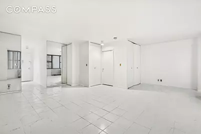 301 E 45th Street #8A, New York, NY 10017 - Photo 2
