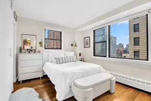 145 E 15th St, New York City, NY 10003 - Photo 4