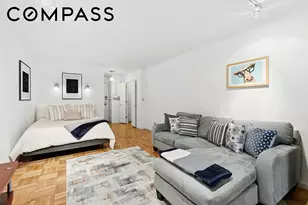 301 E 22nd St, New York City, NY 10010 - Photo 2