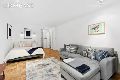 301 E 22nd Street #8B, New York, NY 10010 - Photo 2