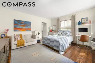 2 Grove St, New York City, NY 10014 - Photo 2