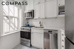 2 Grove St, New York City, NY 10014 - Photo 4