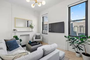 231 W 21st St, New York, NY 10011 - Photo 2