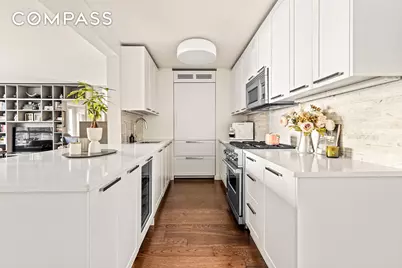 200 E 94th Street #518, New York City, NY 10128 - Photo 2