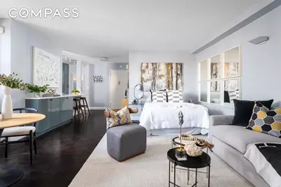 315 E 72nd Street #16A, New York City, NY 10021 - Photo 1