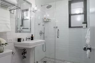 315 E 72nd St, New York, NY 10021 - Photo 8