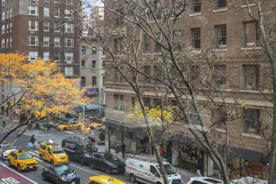 135 E 71st St, New York, NY 10021 - Photo 8