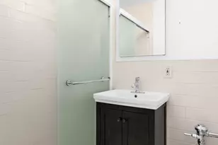 50-21 39th Pl, New York City, NY 11104 - Photo 12