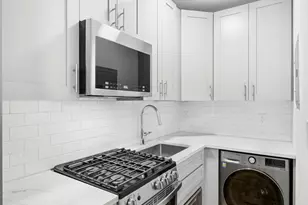 132 W 80th St, New York City, NY 10024 - Photo 8