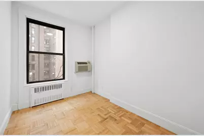 132 W 80th Street #4R, New York City, NY 10024 - Photo 4