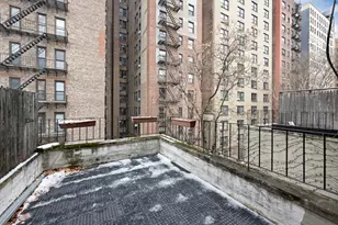 132 W 80th St, New York City, NY 10024 - Photo 6