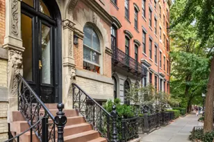 121 E 10th St, New York, NY 10003 - Photo 6