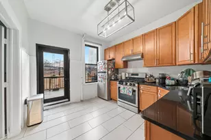 35-33 34th St, New York City, NY 11106 - Photo 12