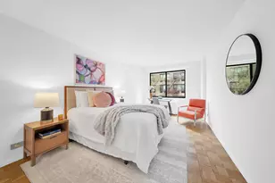 345 E 73rd St, New York City, NY 10021 - Photo 4