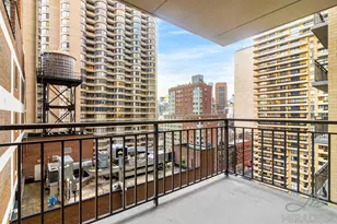 330 E 39th St, New York City, NY 10016 - Photo 2