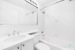 330 E 39th St, New York City, NY 10016 - Photo 8