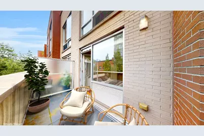 2-40 51st Avenue #2N, New York City, NY 11101 - Photo 6